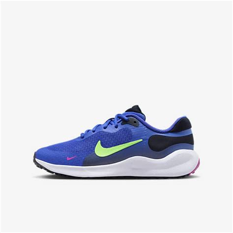 Kids hardloopschoenen en sneakers. Nike BE